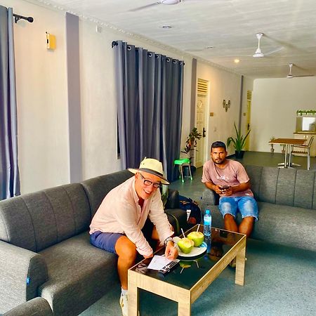 Clove Beach Addu Atol Buitenkant foto